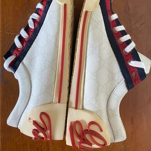 Womens Gucci Sneakers Size 6 1/2